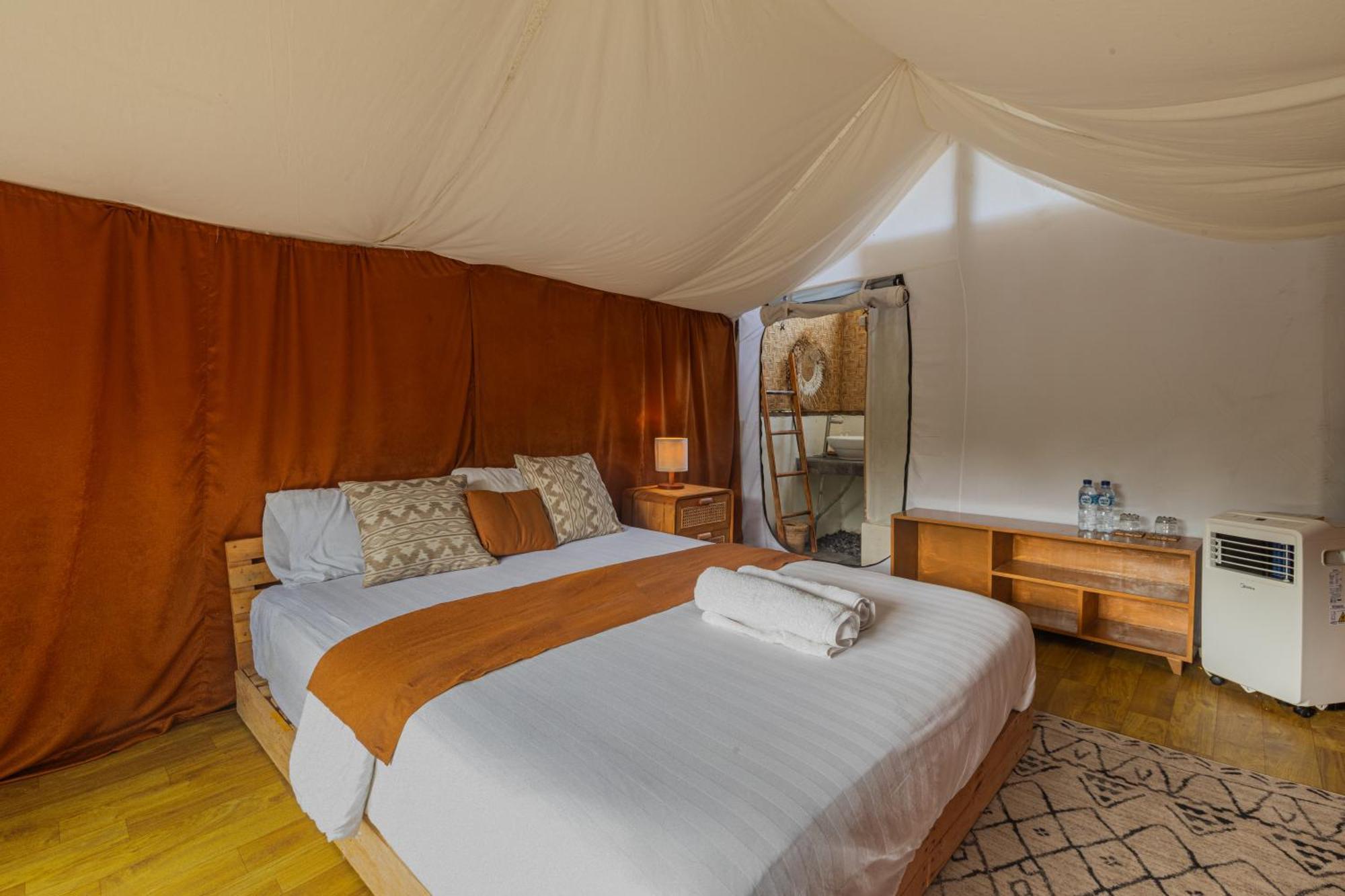 Camani Glamping Hotel Karangasem Buitenkant foto