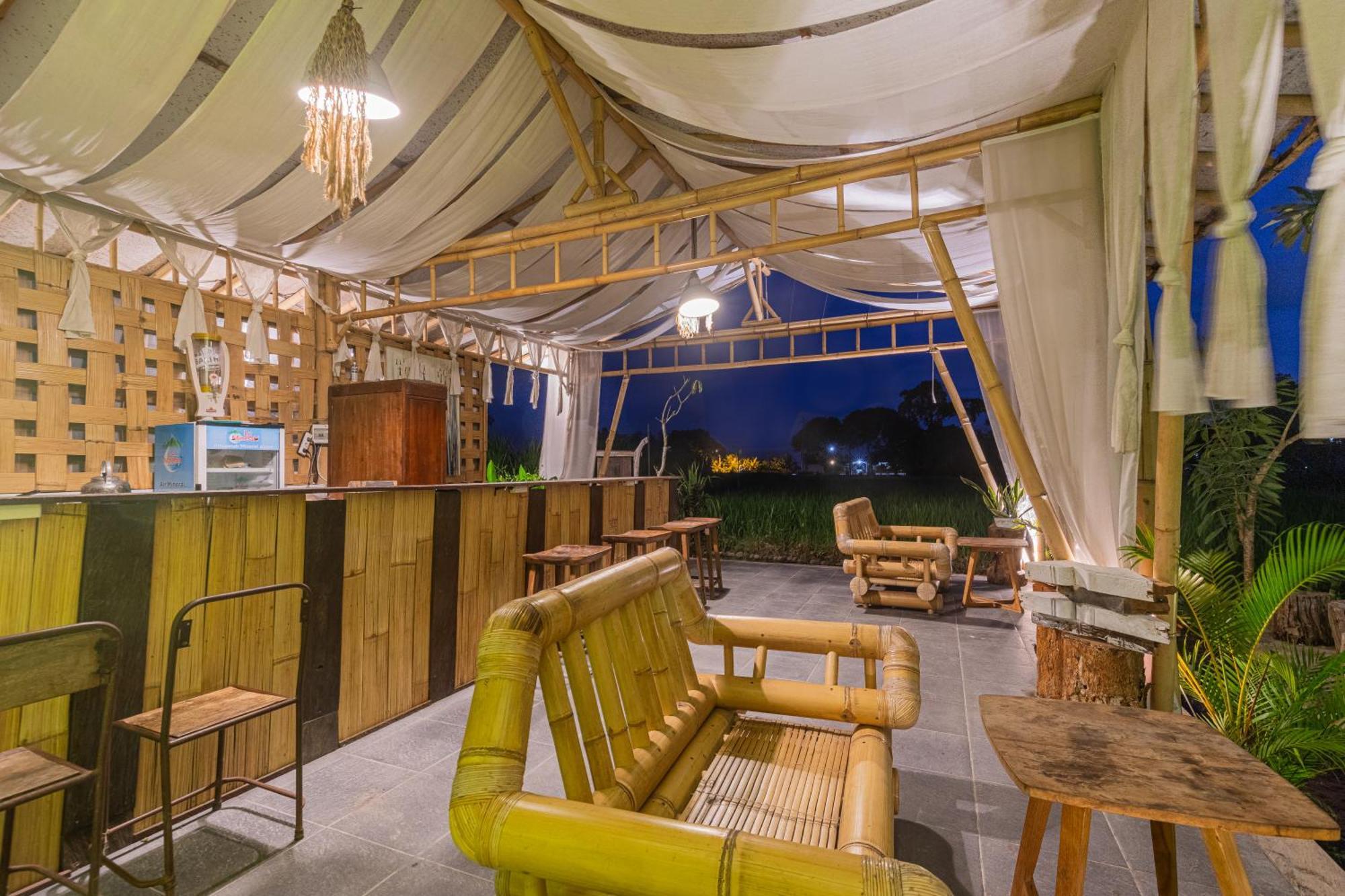 Camani Glamping Hotel Karangasem Buitenkant foto