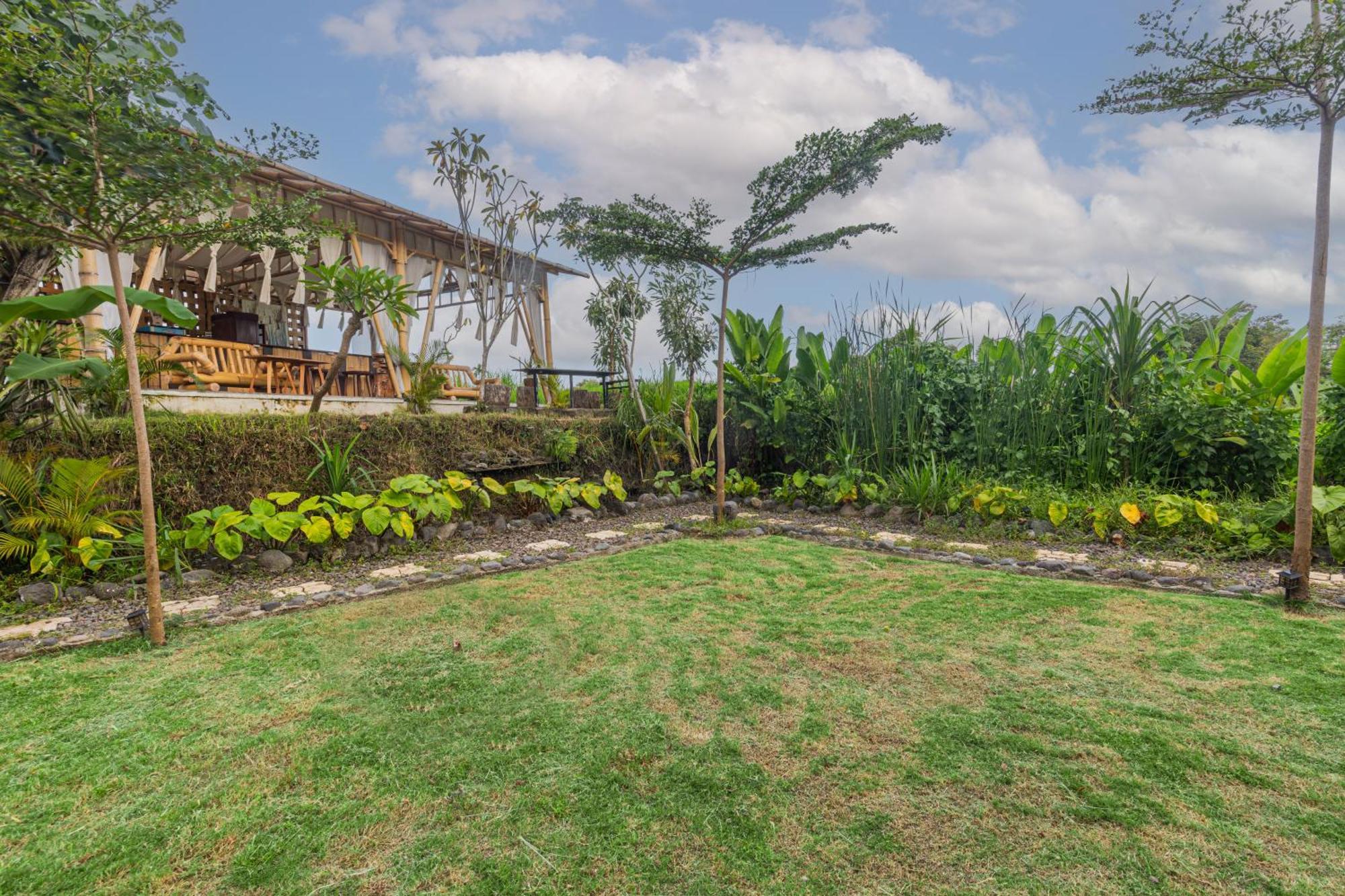 Camani Glamping Hotel Karangasem Buitenkant foto