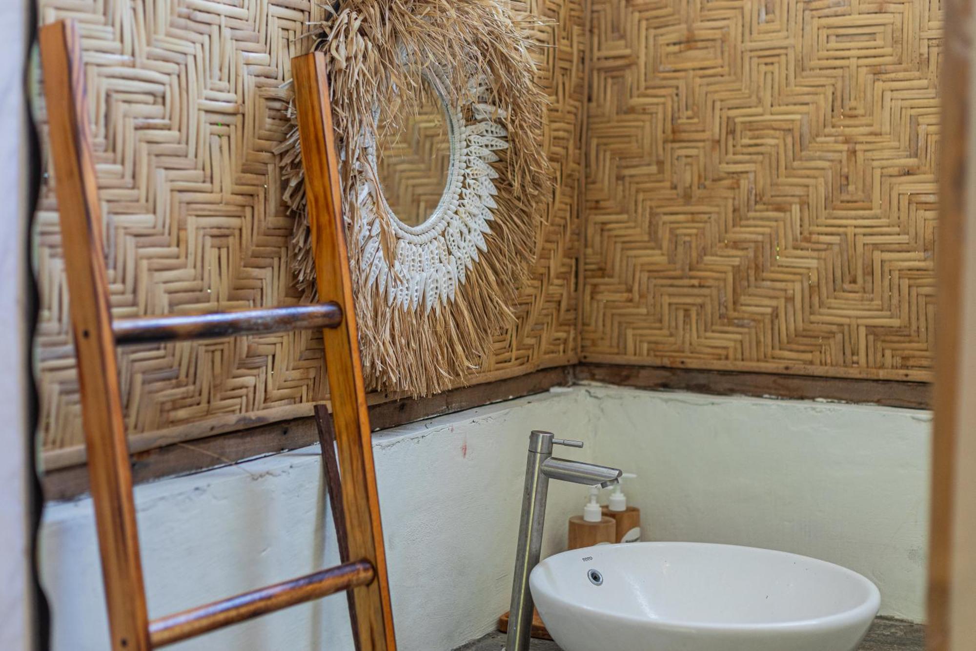 Camani Glamping Hotel Karangasem Kamer foto