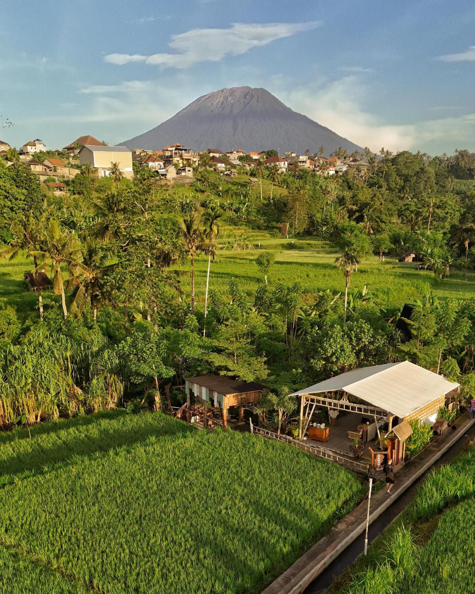 Camani Glamping Hotel Karangasem Buitenkant foto
